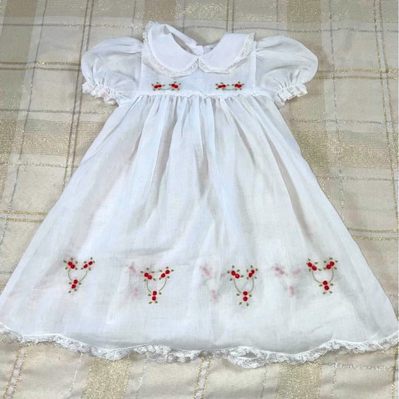 Vintage Aurorabug white dress with flowers - Picture 2 of 9